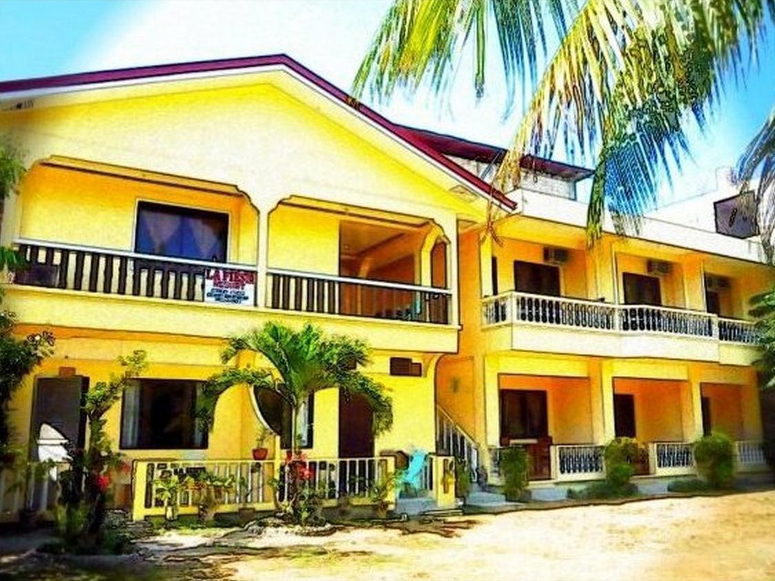 Fiesta Haus Resort Boracay Island Extérieur photo